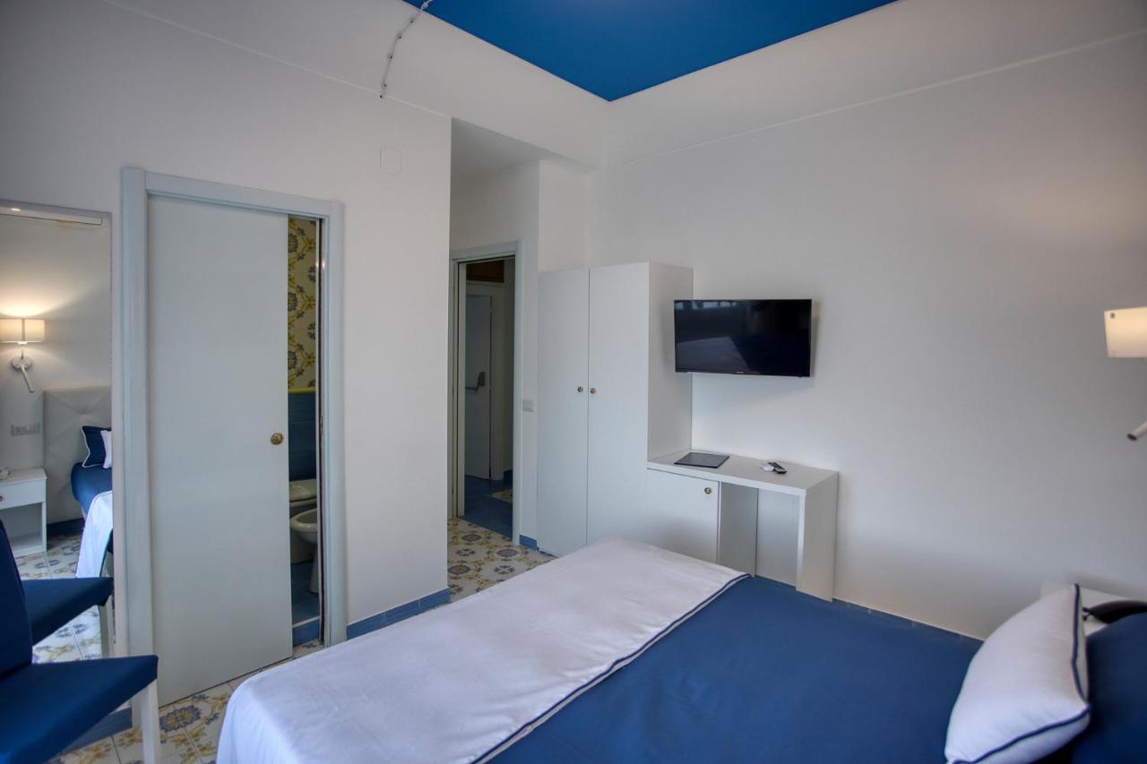 アマルフィ ロカンダ コスタ ダマルフィ Bed & Breakfast エクステリア 写真